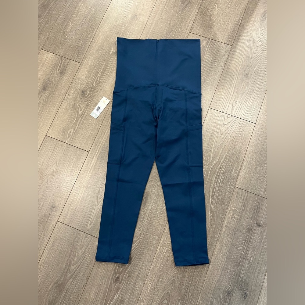 Martina Maternity & Postpartum Support Crop Leggings